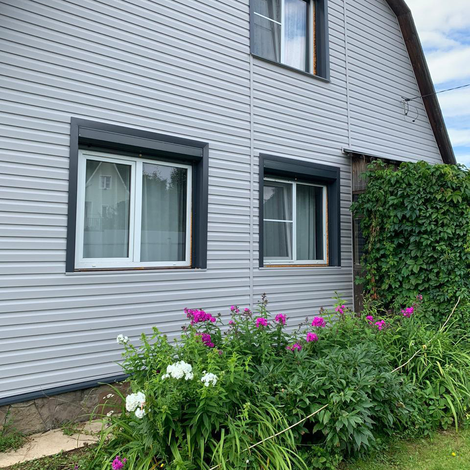 Отделка виниловым сайдингом